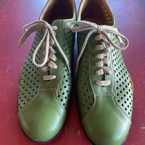 Green perforated leather, lace-up sneakers. Bally - Size 10M